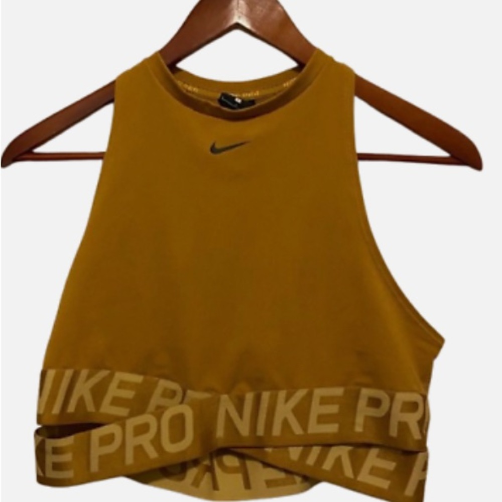 Nike Pro Women's Intertwist Criss Cross Crop Top